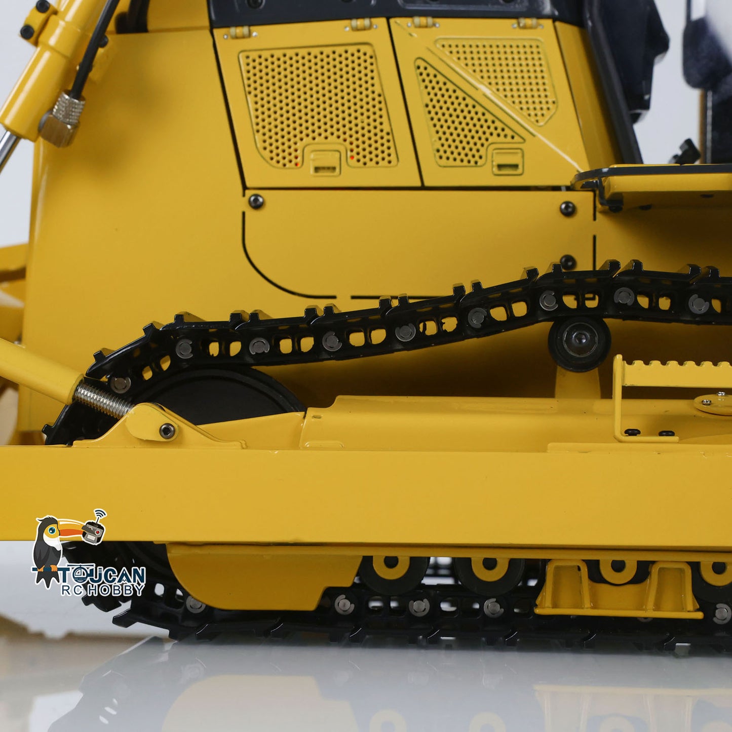 1/12 RC Metal Hydraulic Bulldozer D65EX Radio Controlled Heavy Machine Model RTR Construction Car I6S