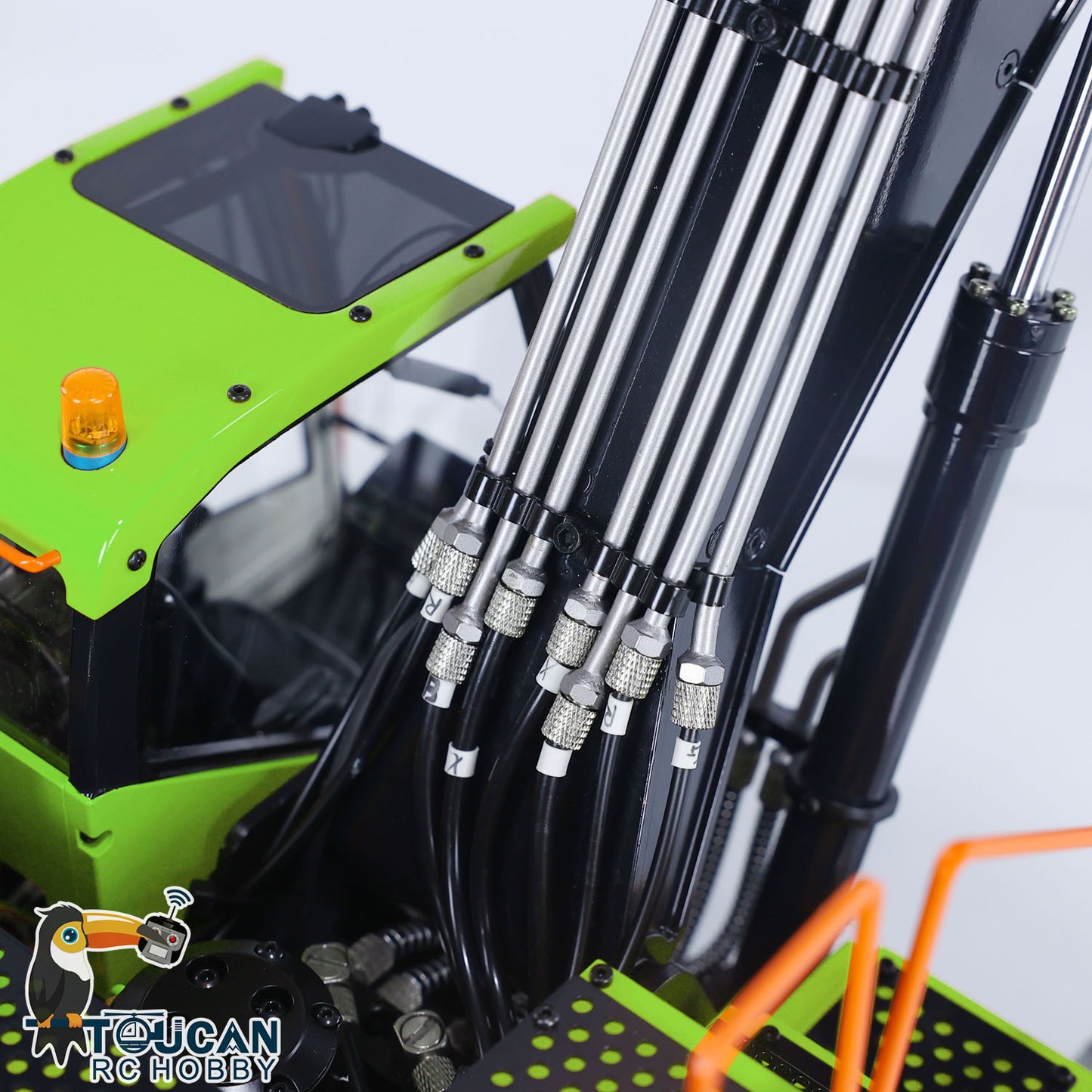 MTM 1/14 RC PNP EC380 3-Arms Metal Tracked Excavator Digger With Hydraulic Clamshell Bucket