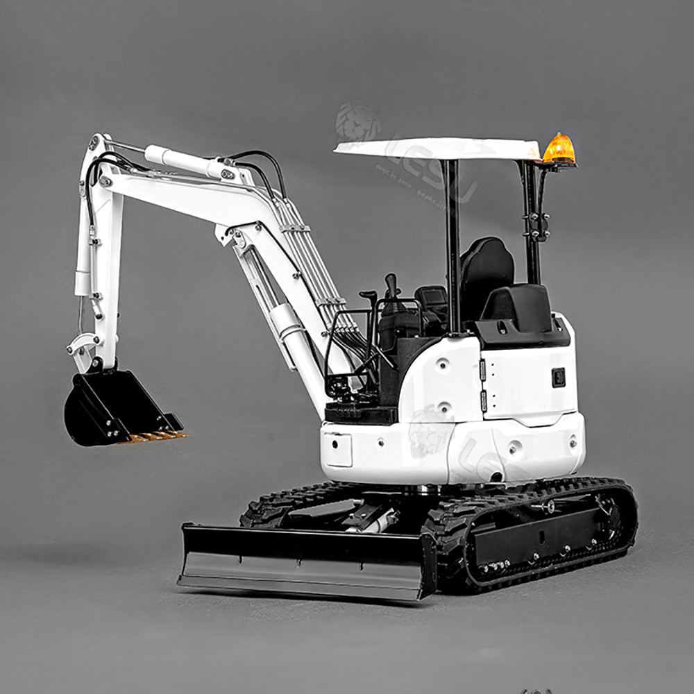 LESU 1/14 RC Hydraulic Excavator PC30 Mini Machine Toys Light Pump Metal Radio Controlled Digger Model 6CH Plunger-type Valve