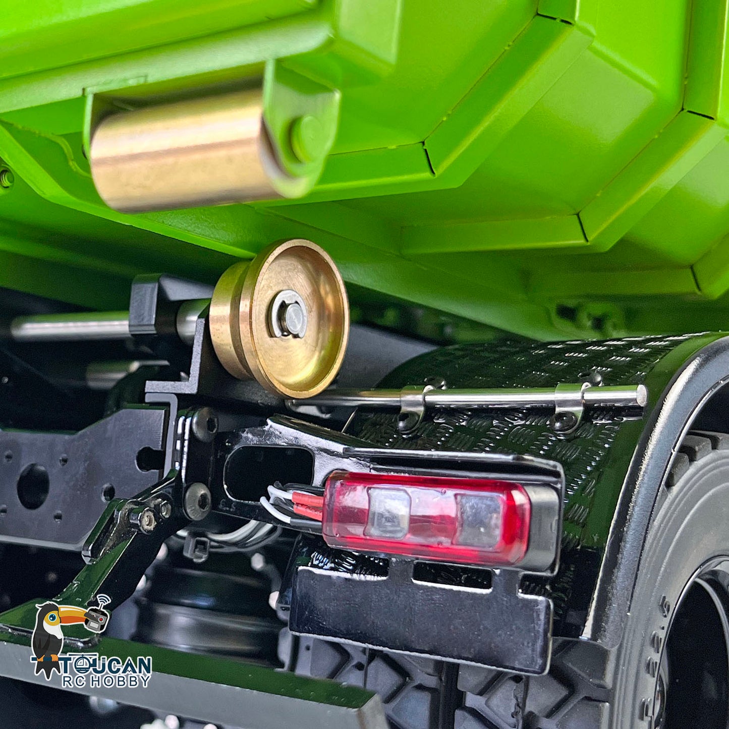 LESU 1/14 8x8 RC Métal Peint Assemblé RTR Camion Basculeur Hydraulique Avec Grue Z0017