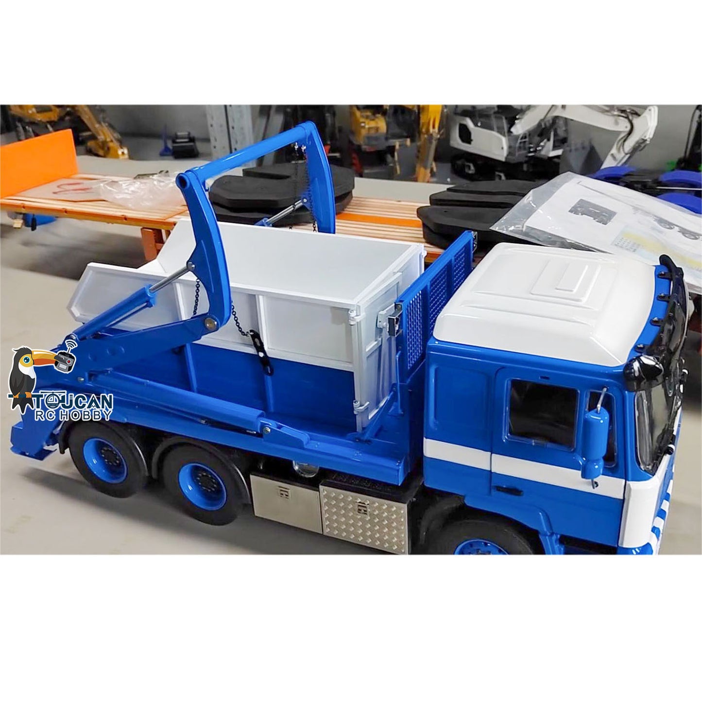 1/14 VL18U F2000 RC Hydraulischer Absetzkipper mit Schwingarm