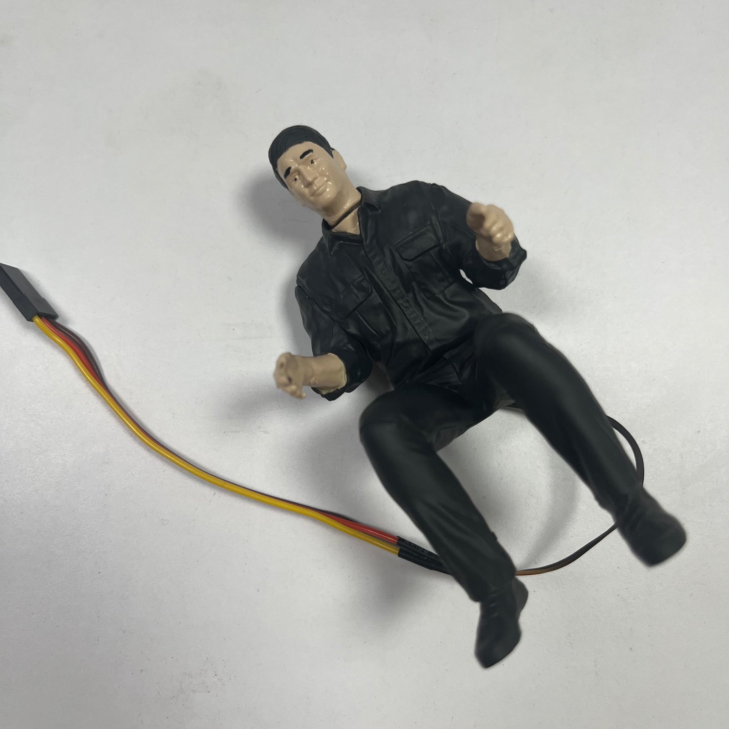 Customized 1/14 Driver model with a servo Head can be rotated electrically