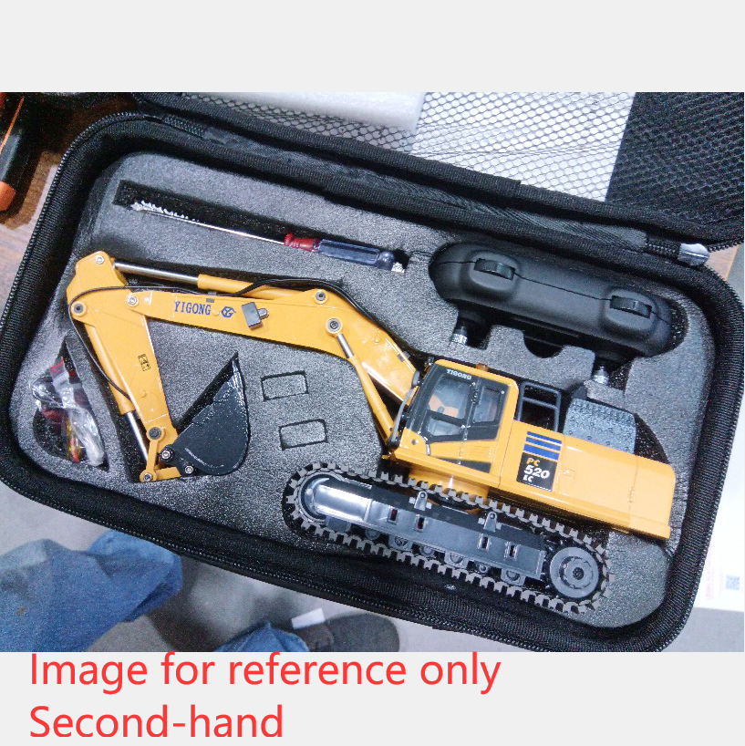 Second Hand US Stock 1/50 RC Digger PC520 Electric Lifting Radio Control Excavator Engineering Vehicle Metal Tracks Lights Sound Small Toy Collection