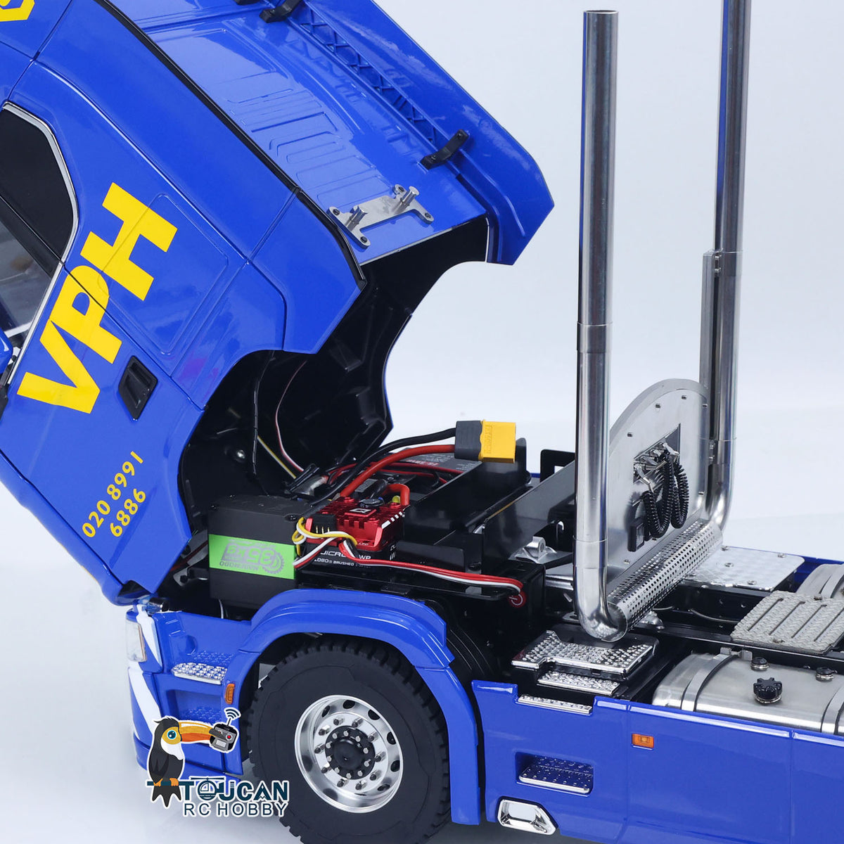 MD 1/14 RC 4x4 Tractor Truck 770S Tilt Cab Electronic View, Hobbywing 1080 ESC, Servo, Sound and Light Module
