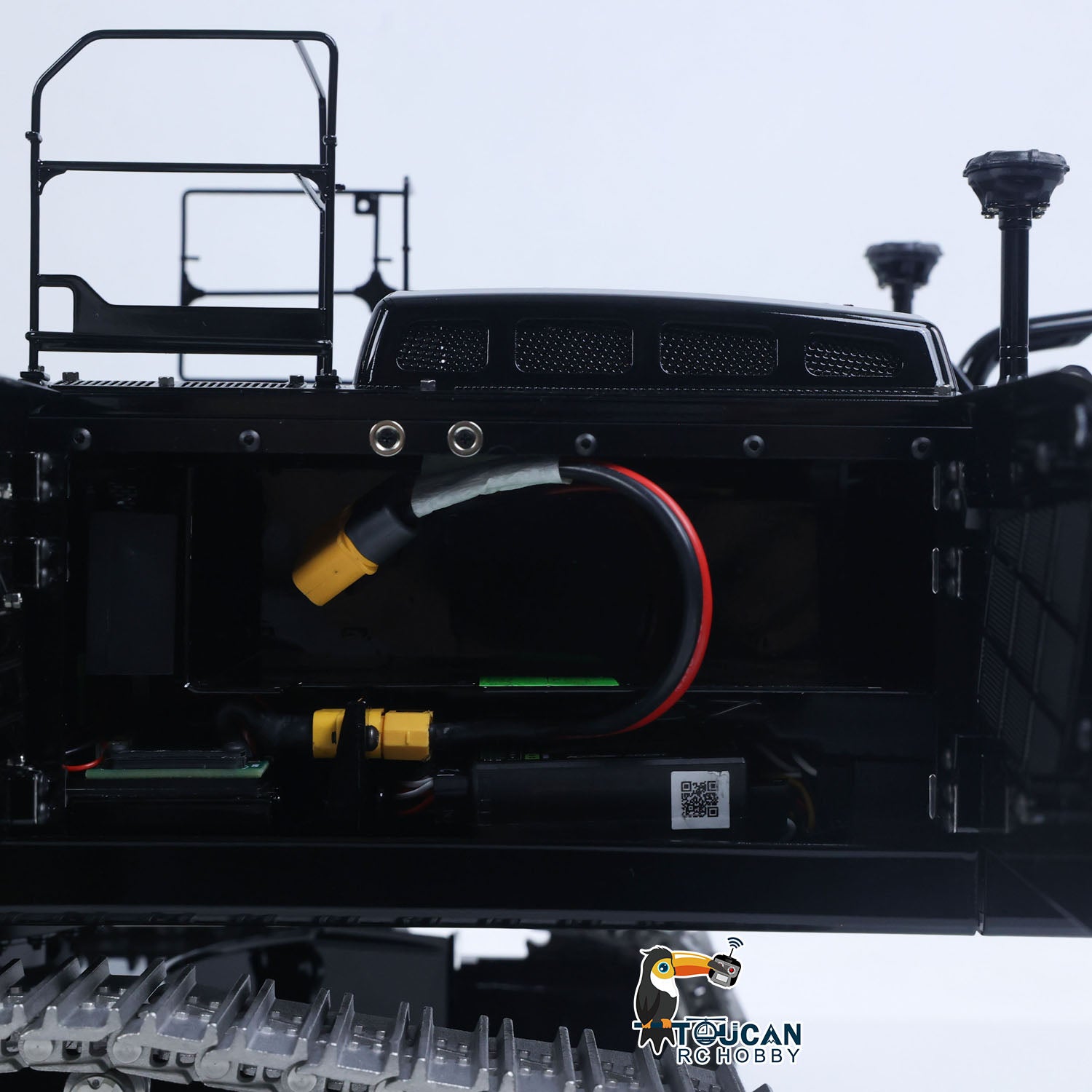 1/14 RC LS LR956 Excavator battery compartment detail with 3S 5200mAh battery installation