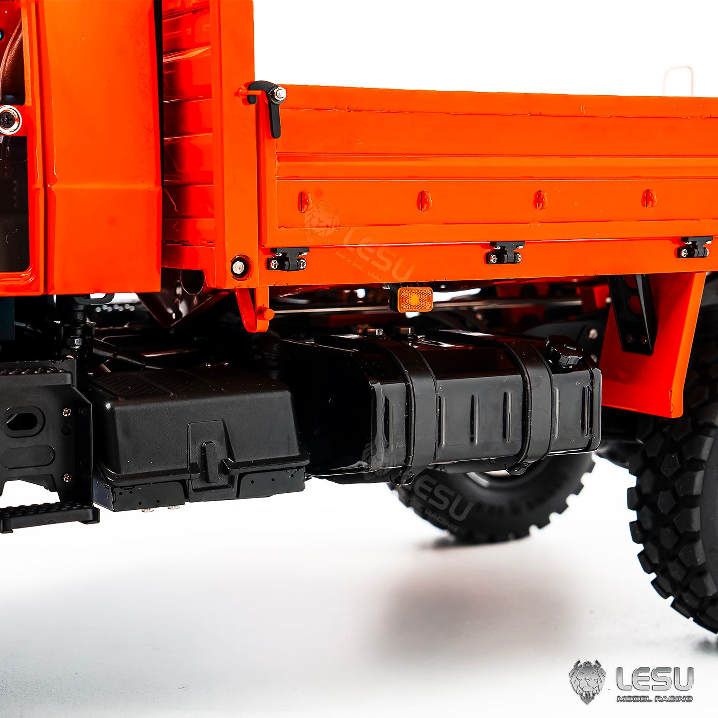 LESU U4023 AWD 1/14 RC Off Road Car Metal Radio Control All Terrain Vehicle Light Truck Model Axle Lock Wheel Hub Reduction
