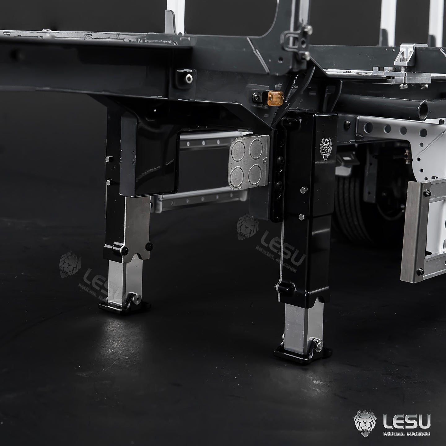 LESU 1/14 Metal Log Semi Trailer RC Wood Transport Car Light Electric Lifting Leg Servo-Controlled Drum Brake for TAMIYA Tractor