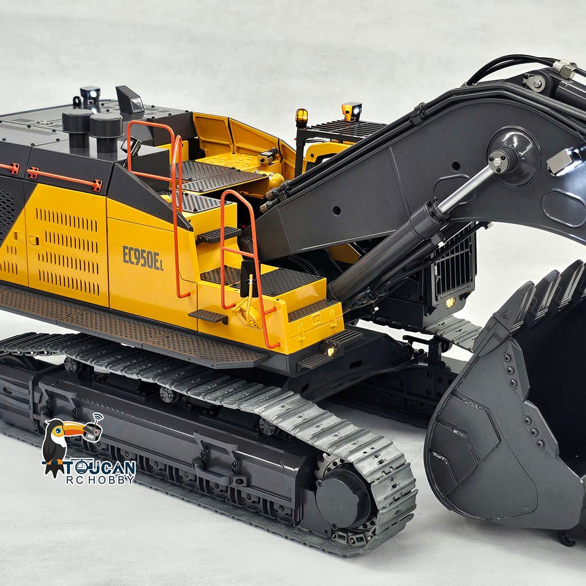 1/14 Metal RC Hydraulic Excavator EC950 Dual Pump Digger Model 8CH Valve Hydraulic Lifting Counterweight Ripper Light Sound