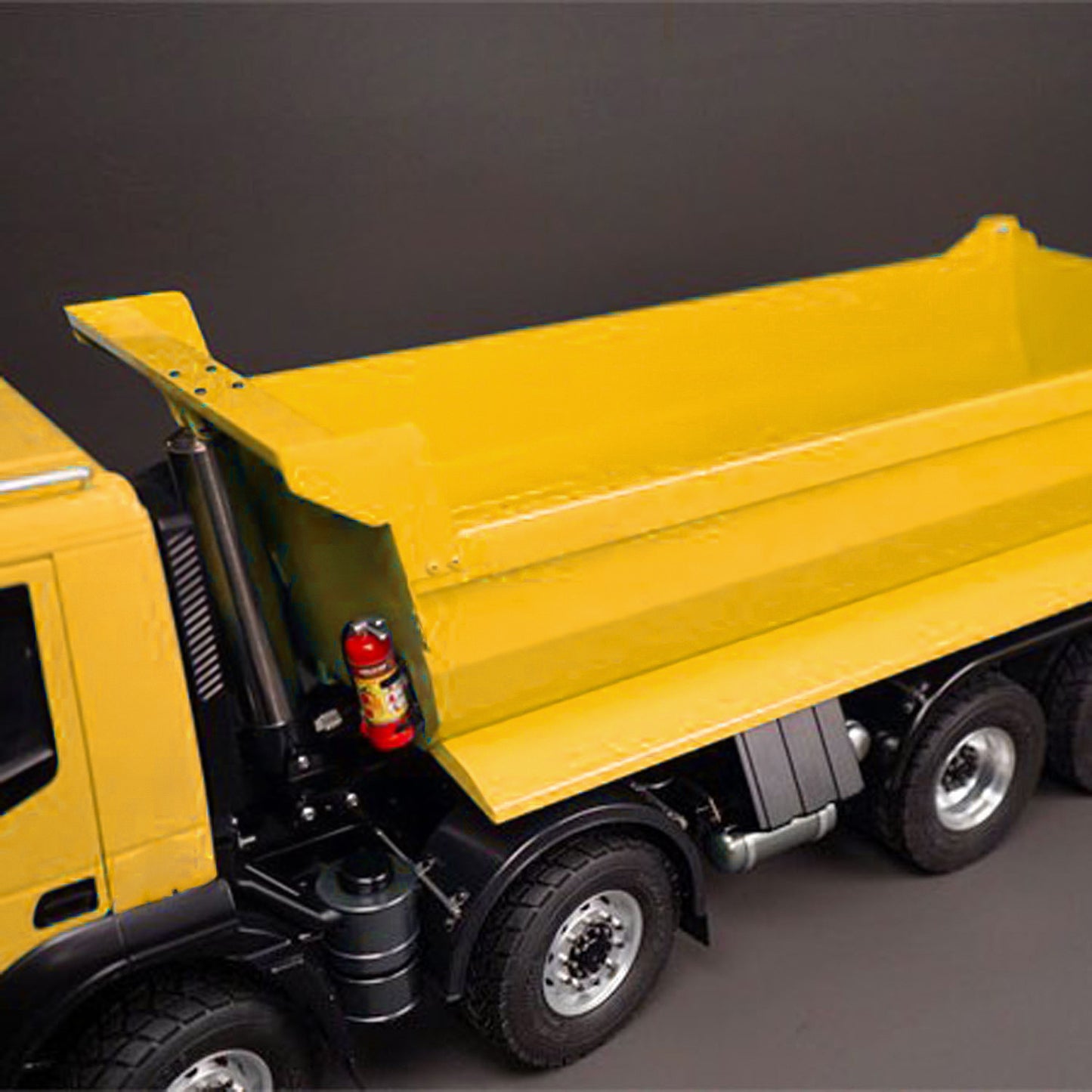 1/14 Metal 8x4 PNP Hydraulic RC Truck Dumper With 2-speed Transmission Gearbox Sound Light System