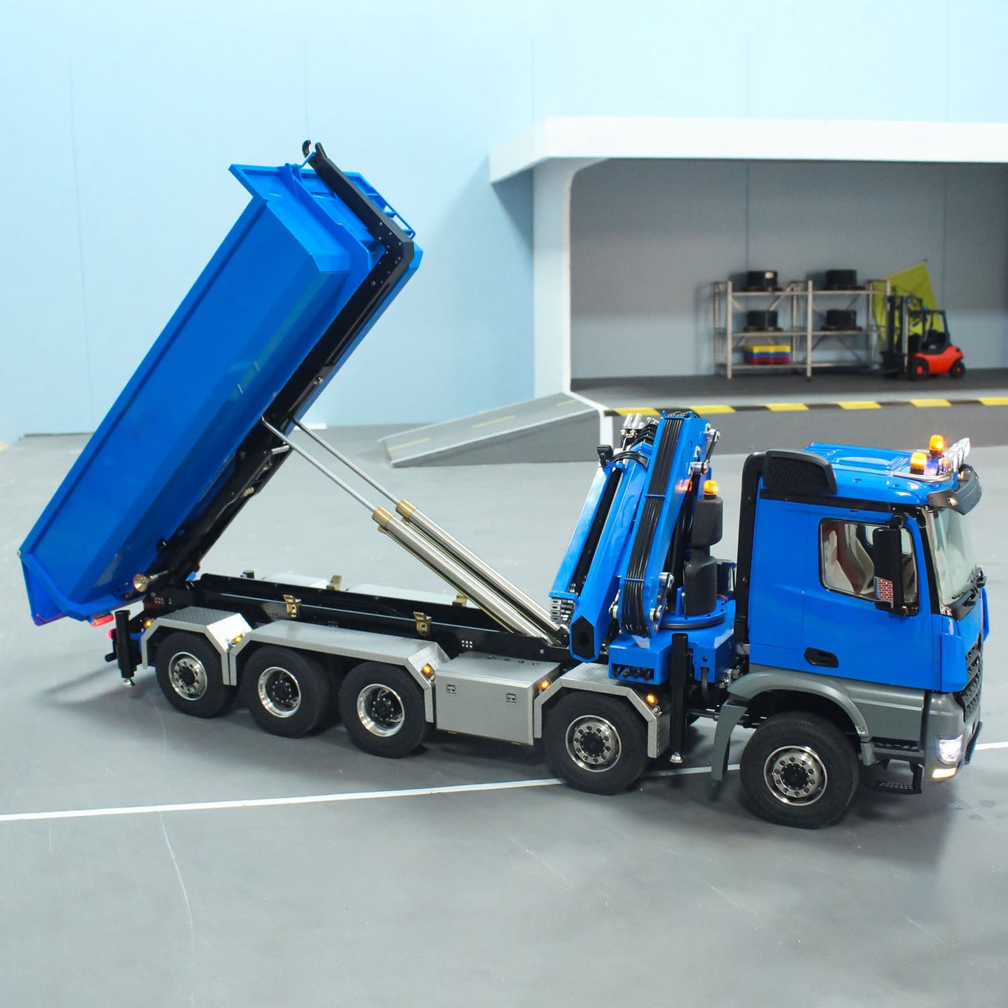 1/14 10x10 RC Hydraulic Full Dump Crane Truck U-shaped Bucket