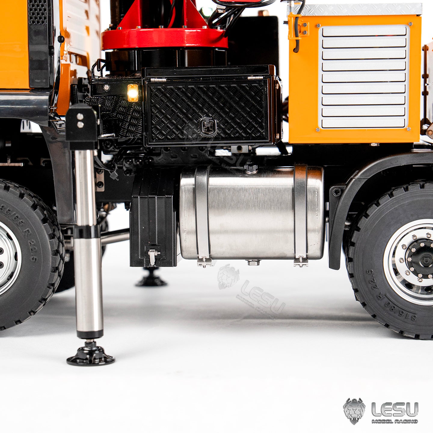 LESU 6X6 Metal 1/14 RC Hydraulic Crane Truck 3Speed Remote Control Lorry Car 7CH Valve 4MPA 6 Outriggers Sound Axle Diff Lock