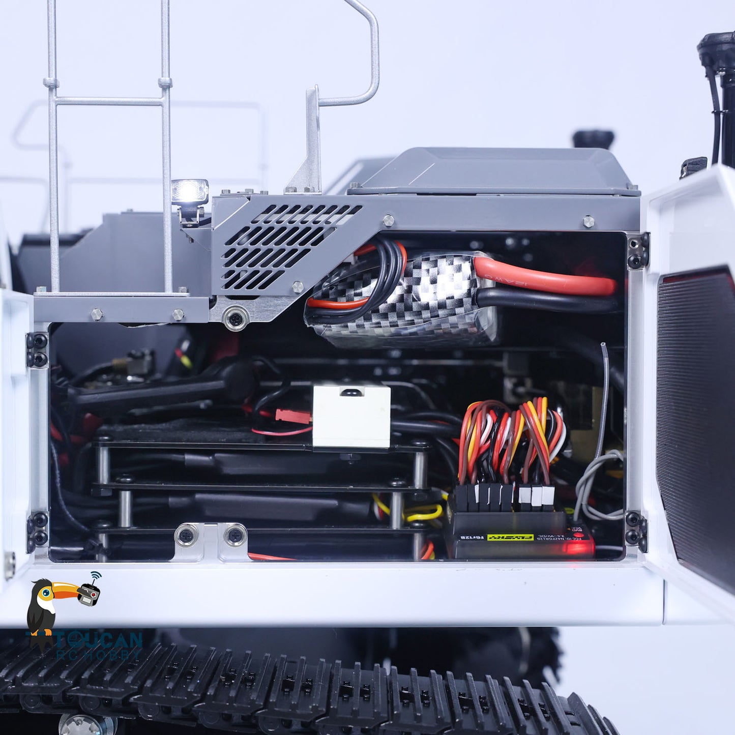 LESU 1/14 Aoue Metal Painted Assembled RTR LR945 Hydraulic RC Excavator Digger B0016