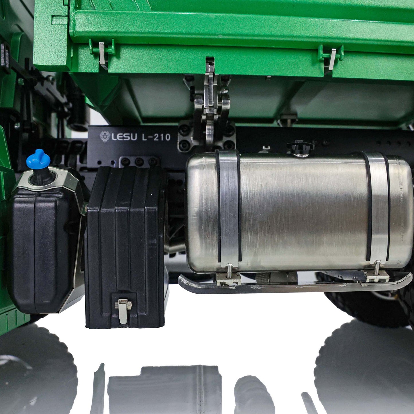 LESU 1/14 3Axles 3-way Tipper RC Hydraulic Dumper Radio Battery RTR