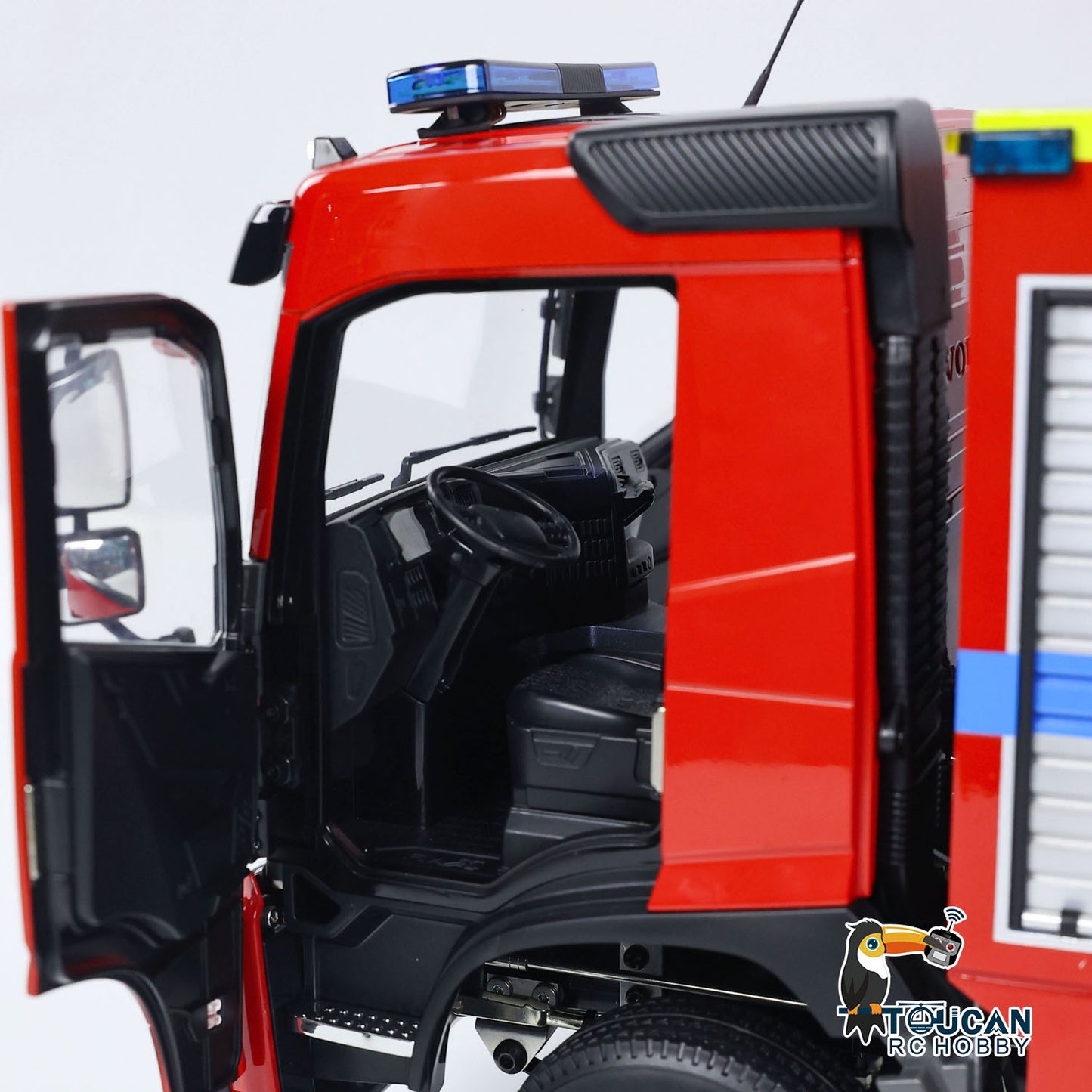 EN STOCK 1/14 Camion de pompiers télécommandé 8x4 RC Modèle de lutte contre les incendies