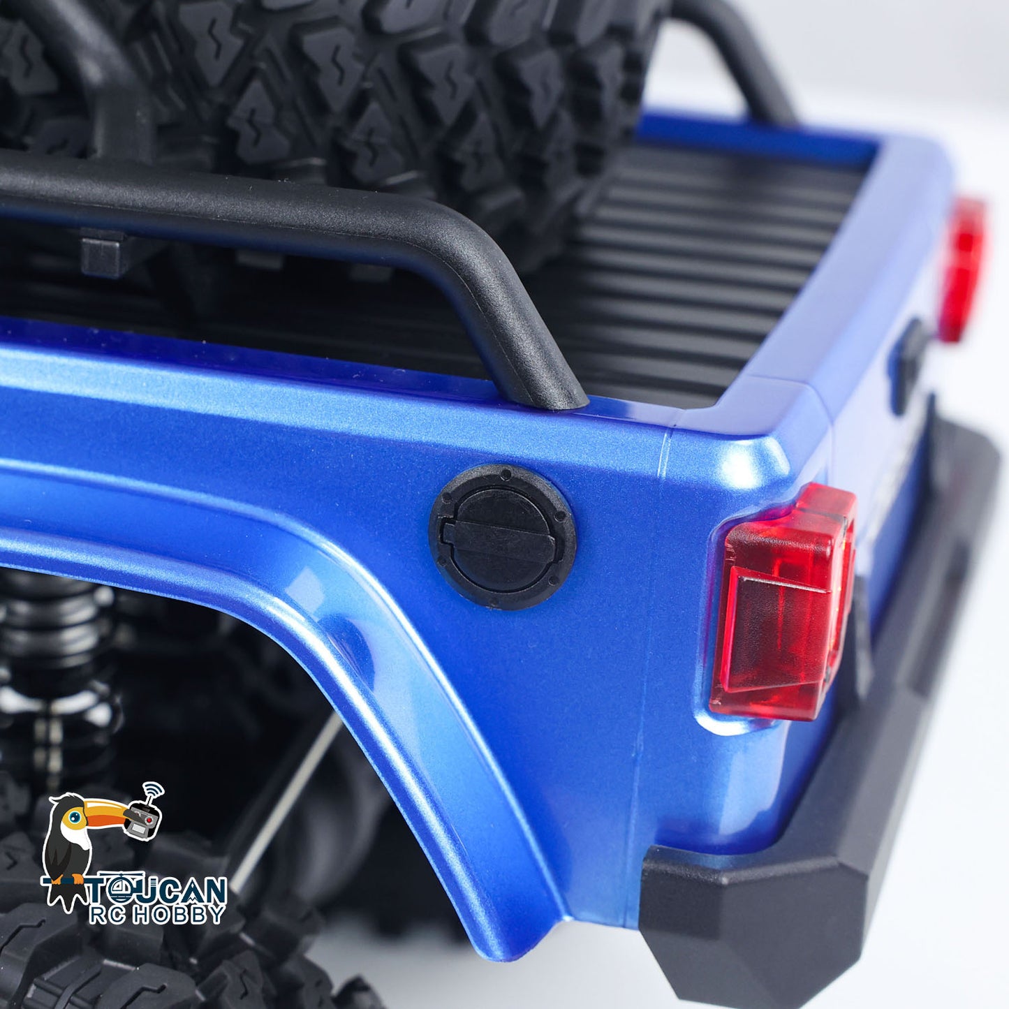 1/8 CROSS RC EMOX Off-road Vehicle Light Sounds Radio Control Crawler 4WD 2Speed