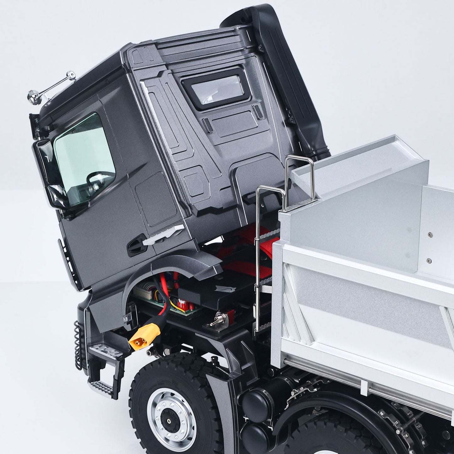 US Stock RTR Kabolite 8X8 1/14 RC Dump Truck K5703 Electric Lifting Remote Control Tipper Model 2Speed Gearbox Lights Sound System