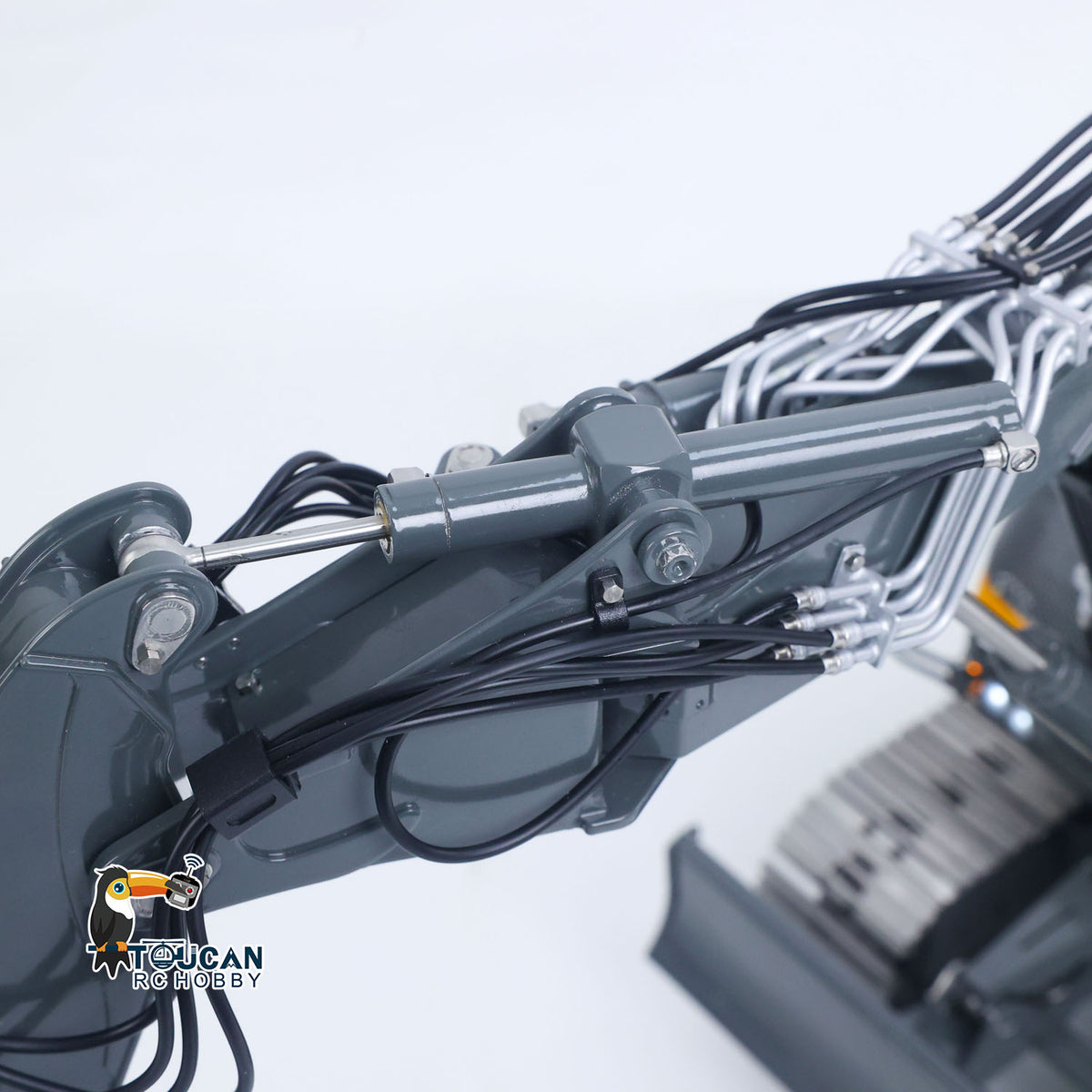 15MC LESU Metal 1/14 Hydraulic RC Excavator MC15 4 Arms Remote Control Digger Model 9 Ways Valve Dual Pumps Light Sound Radio Battery