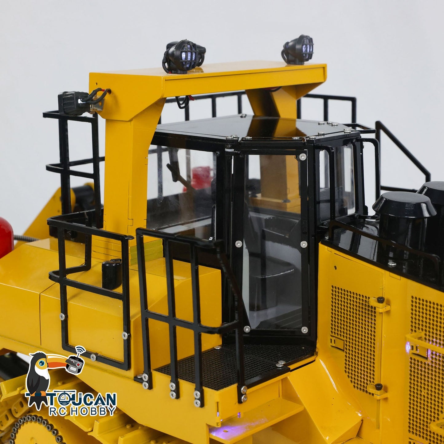 1/14 D11T 3-Plow RC Hydraulic Bulldozer PL18EV Sound Light Smoke