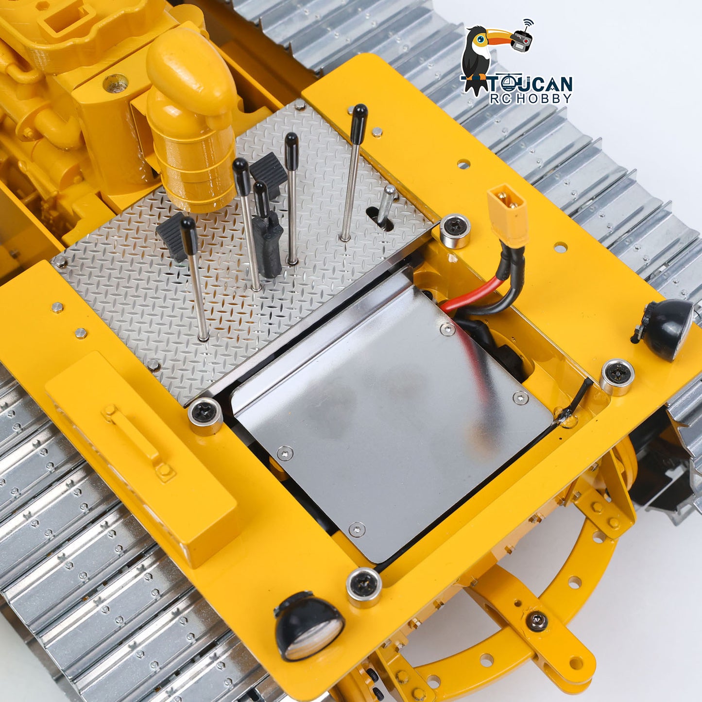 Metal 1/14 RC Hydraulic Bulldozer D7 Remote Control Dozer Model Engineering Vehicle Flysky Radio Light Sound System Battery