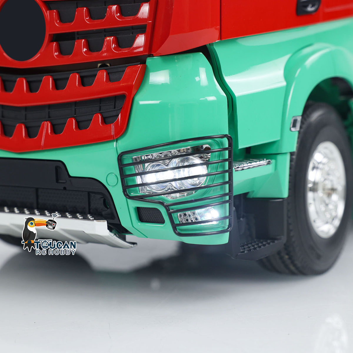 6x4 1/14 RTR Remote Control Tractor Truck 3-speed Gearbox Flysky I6S Radio System Sounds Lights