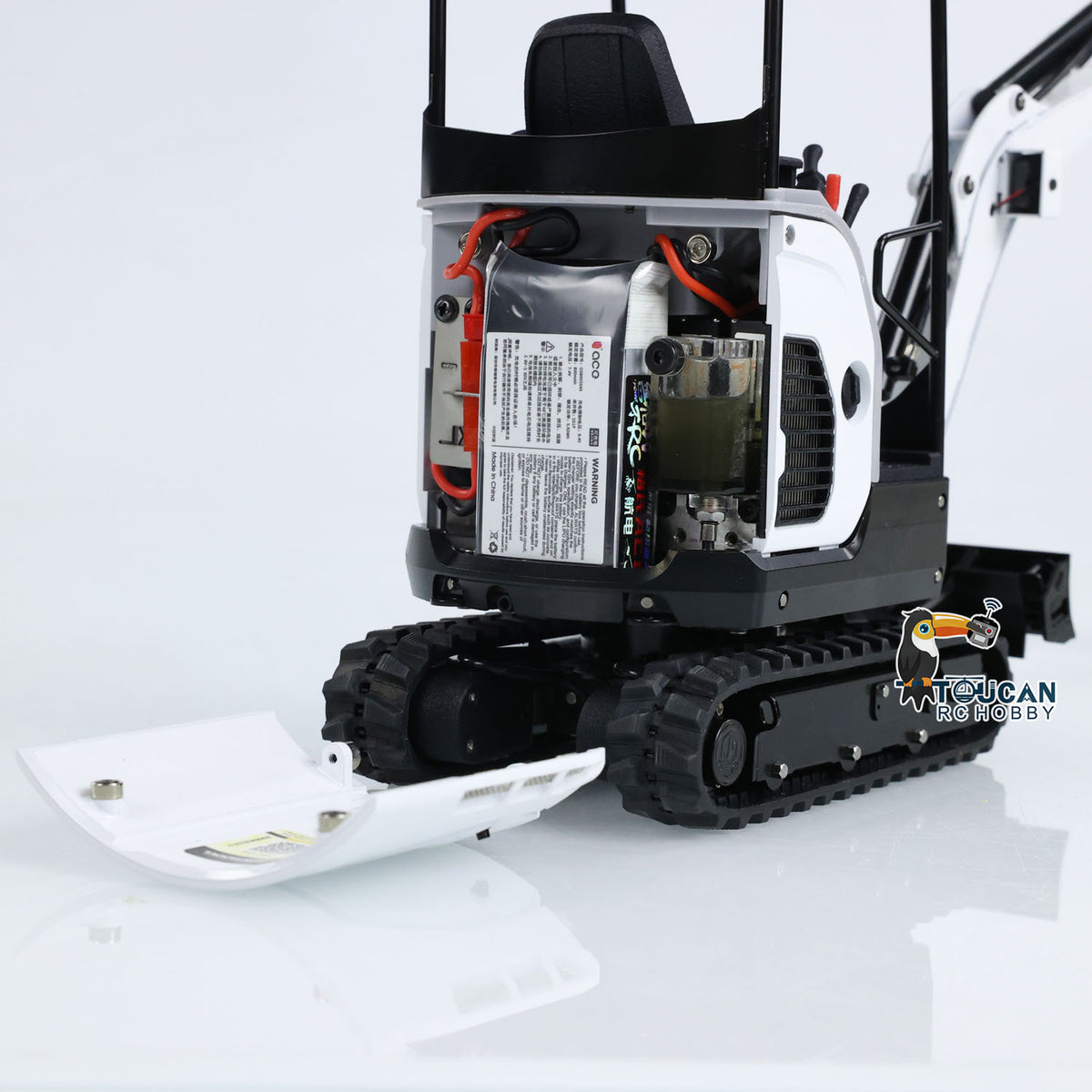JX Model 1/14 E20 RC Hydraulic Excavator Mini Remote Control Digger with I6S Radio System 4CH Reversing Valve Sounds Light