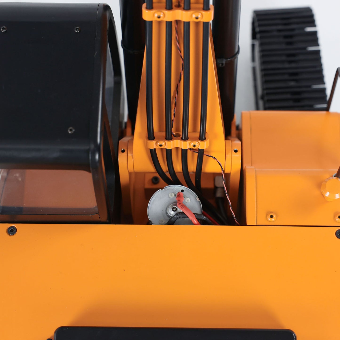 US STOCK JDM 1/12 Hydraulic Excavator Painted Assembled RC Model Pump Tracks Light Radio