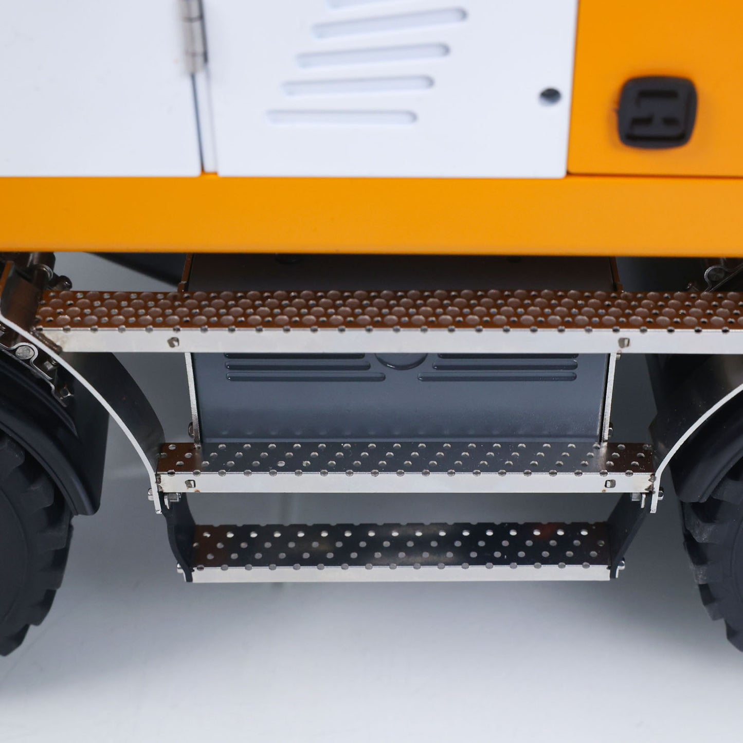 LR914 PRO MAX Metal 4WD 1/14 RC Hydraulic Wheeled Excavator 11-ways Valve Ready to Run Radio Controlled Digger PL18EV Lite Battery Light Sound System