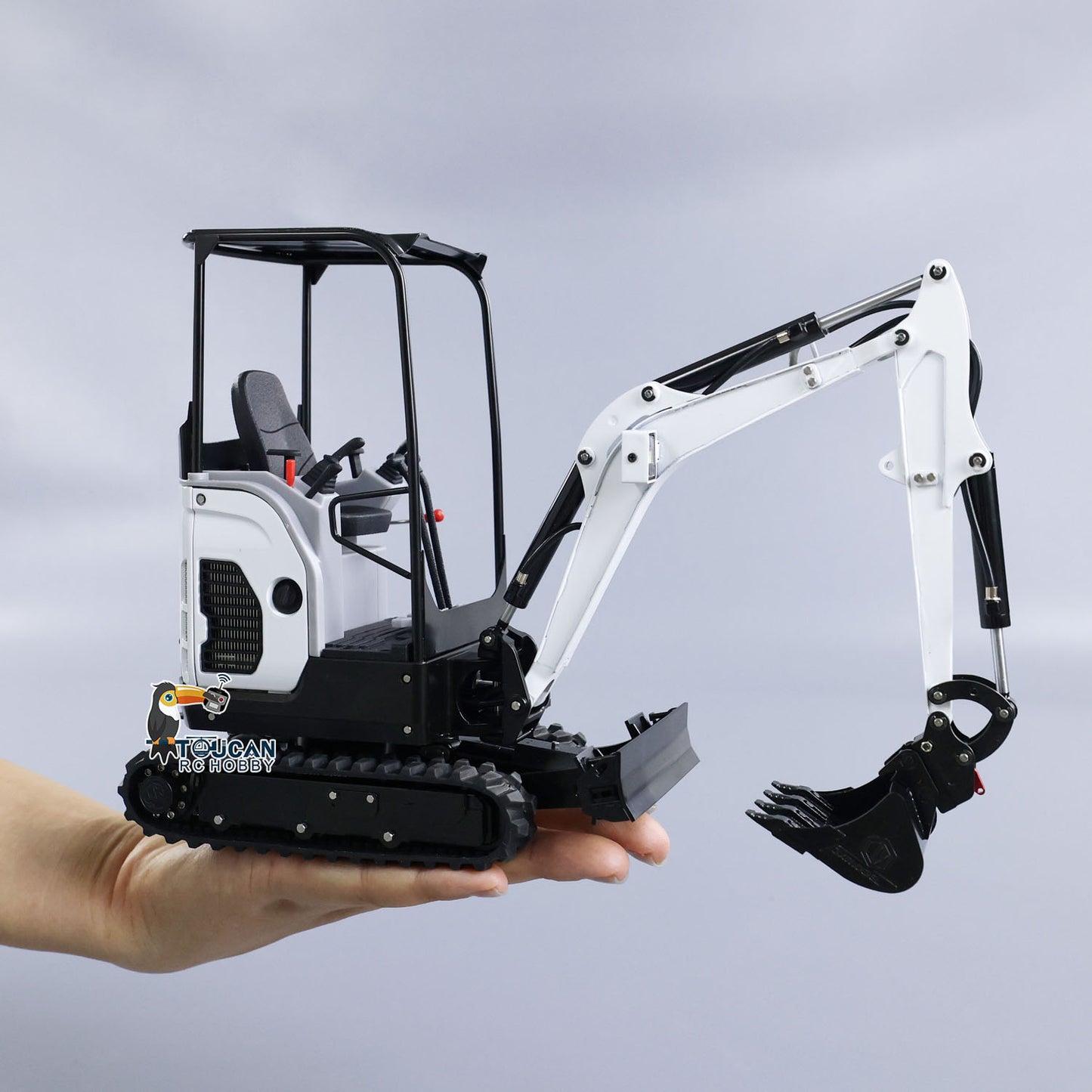 JX Model 1/14 E20 RC Hydraulic Excavator Mini Remote Control Digger & E20 Attachments