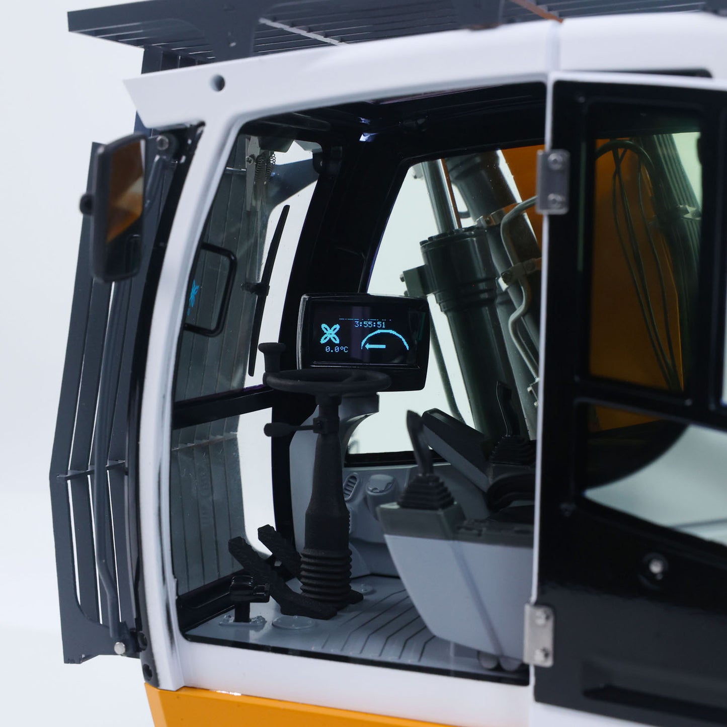 LR914 PRO MAX Metal 4WD 1/14 RC Hydraulic Wheeled Excavator 11-ways Valve Ready to Run Radio Controlled Digger PL18EV Lite Battery Light Sound System