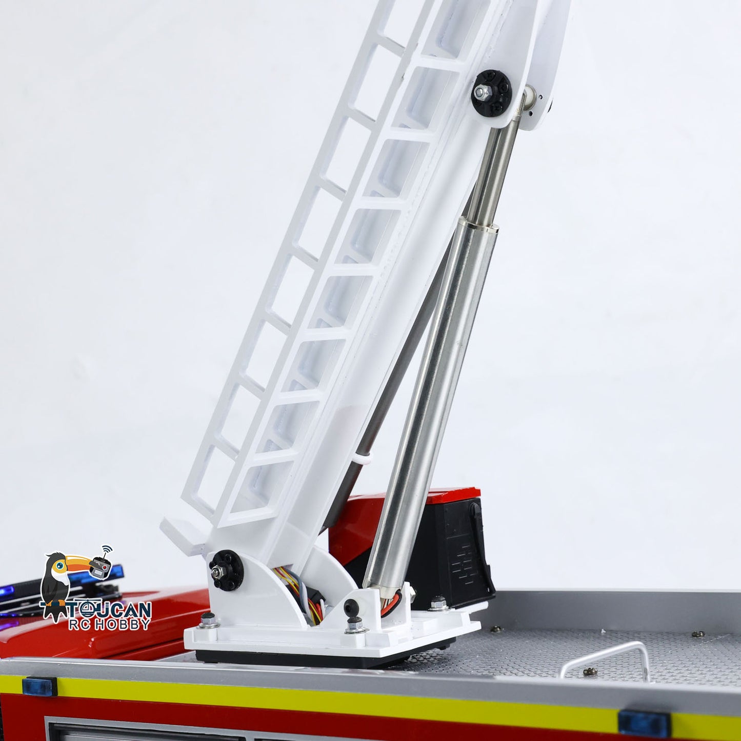 1/14 MAN Metal Chassis Snozzle High-reach Extendable Turret 8x4 RC Fire Truck