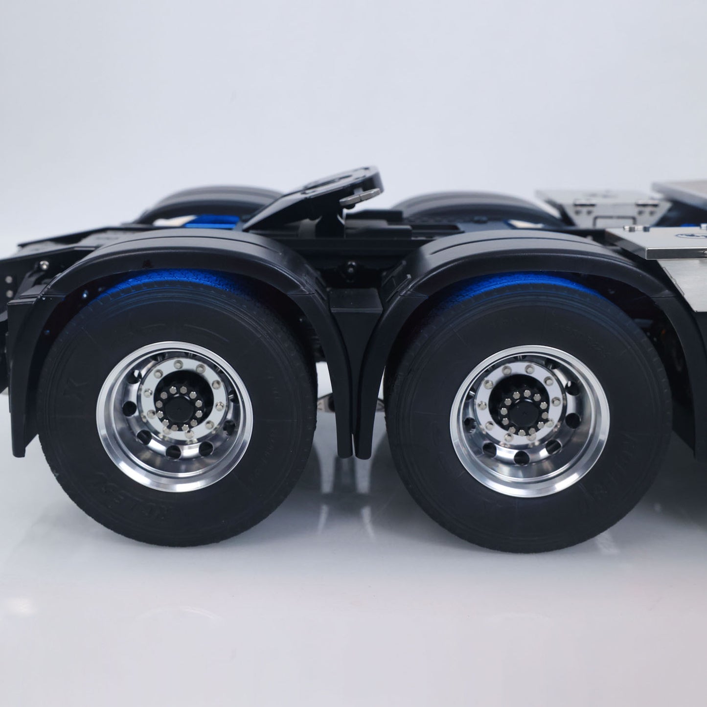 8x8 1/14 Remote Control Tractor Truck TAMIYA 56360 TOUCAN 2Speed Gearbox Light System Sounds Smoke Unit Axle Locks Flysky Radio