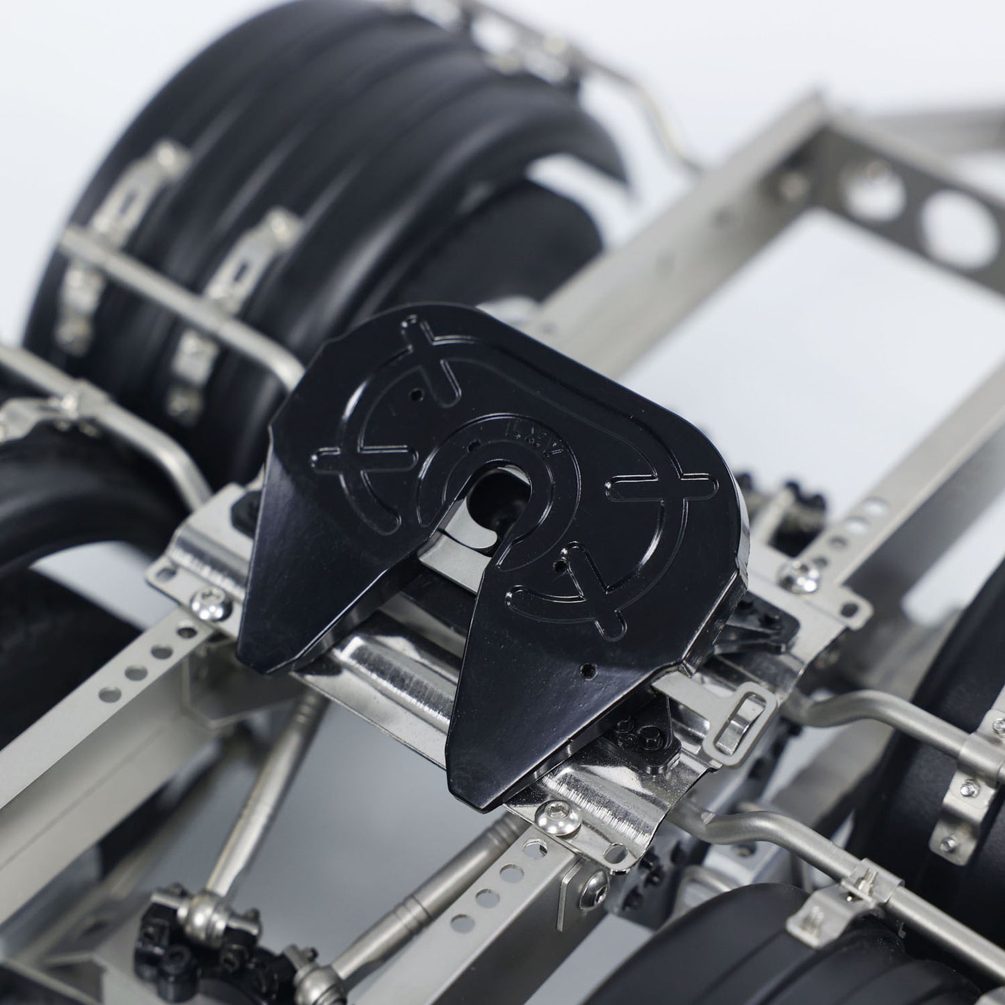 Fast Shipping 2 Axles 1/14 Metal Trailer with Fifth-wheel Traction for LESU RC Car Truck Model