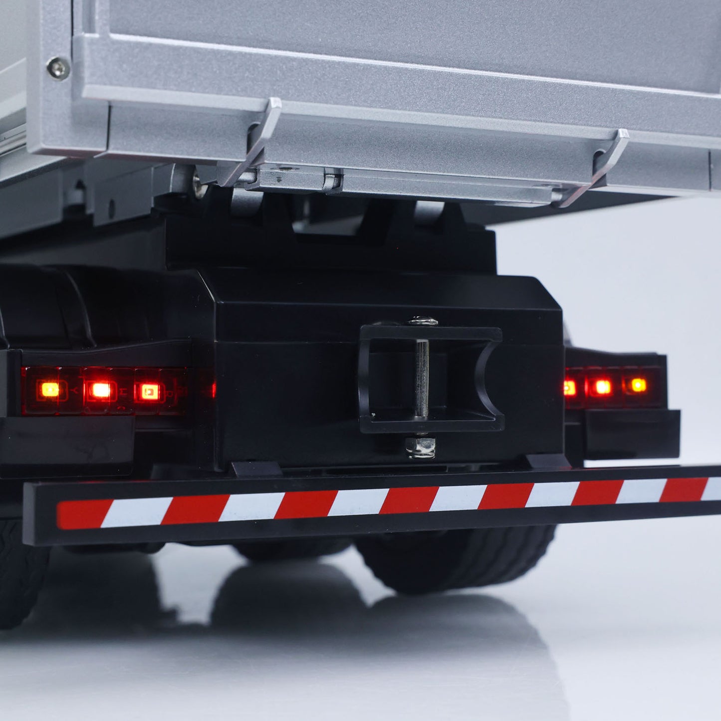 ONLY ONE US STOCK HUINA 1/14 Remote Control Dump Truck 12CH RC Tipper Finished Model Toy Gift RTR Light Sound Effects Radio USB Charging Cable