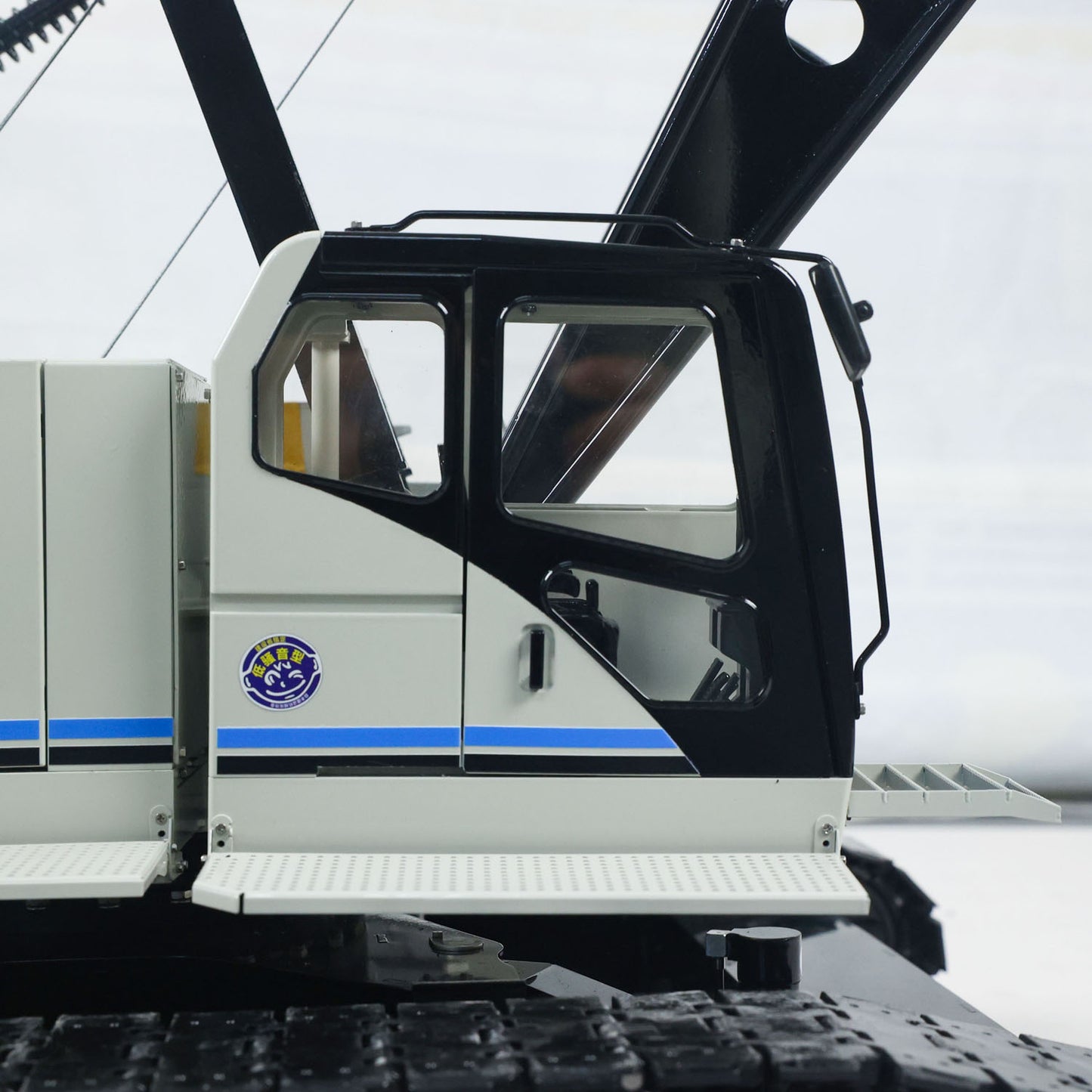 Metal 1/14 RC Hydraulic Crawler Crane C1200 Remote Control Construction Vehicle Ready to Run Flysky PL18 LITE Radio Brushless Motor Battery