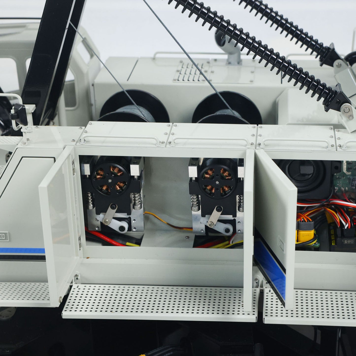 Metal 1/14 RC Hydraulic Crawler Crane C1200 Remote Control Construction Vehicle Ready to Run Flysky PL18 LITE Radio Brushless Motor Battery