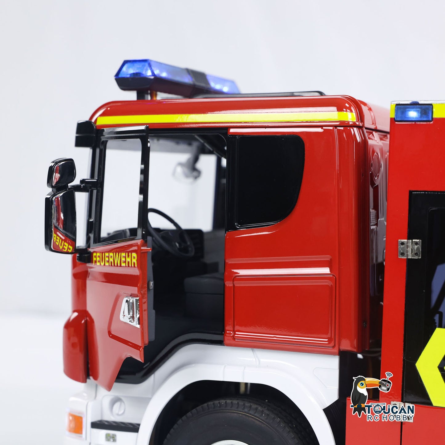 EN STOCK 1/14 6x4 RC Camion de lutte contre les incendies Véhicules de pompiers Modèle Allemagne Version Lumières Sons