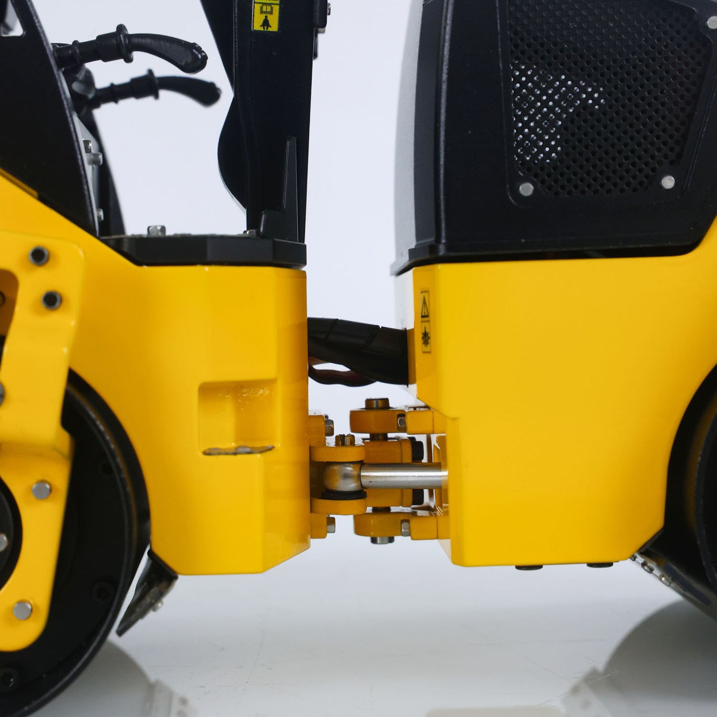 US STOCK 1/14 Metal RC Electric Road Roller BOM BW120AD RTR Remote Control Construction Vehicle Model Flysky ST8 Radio Battery Light System