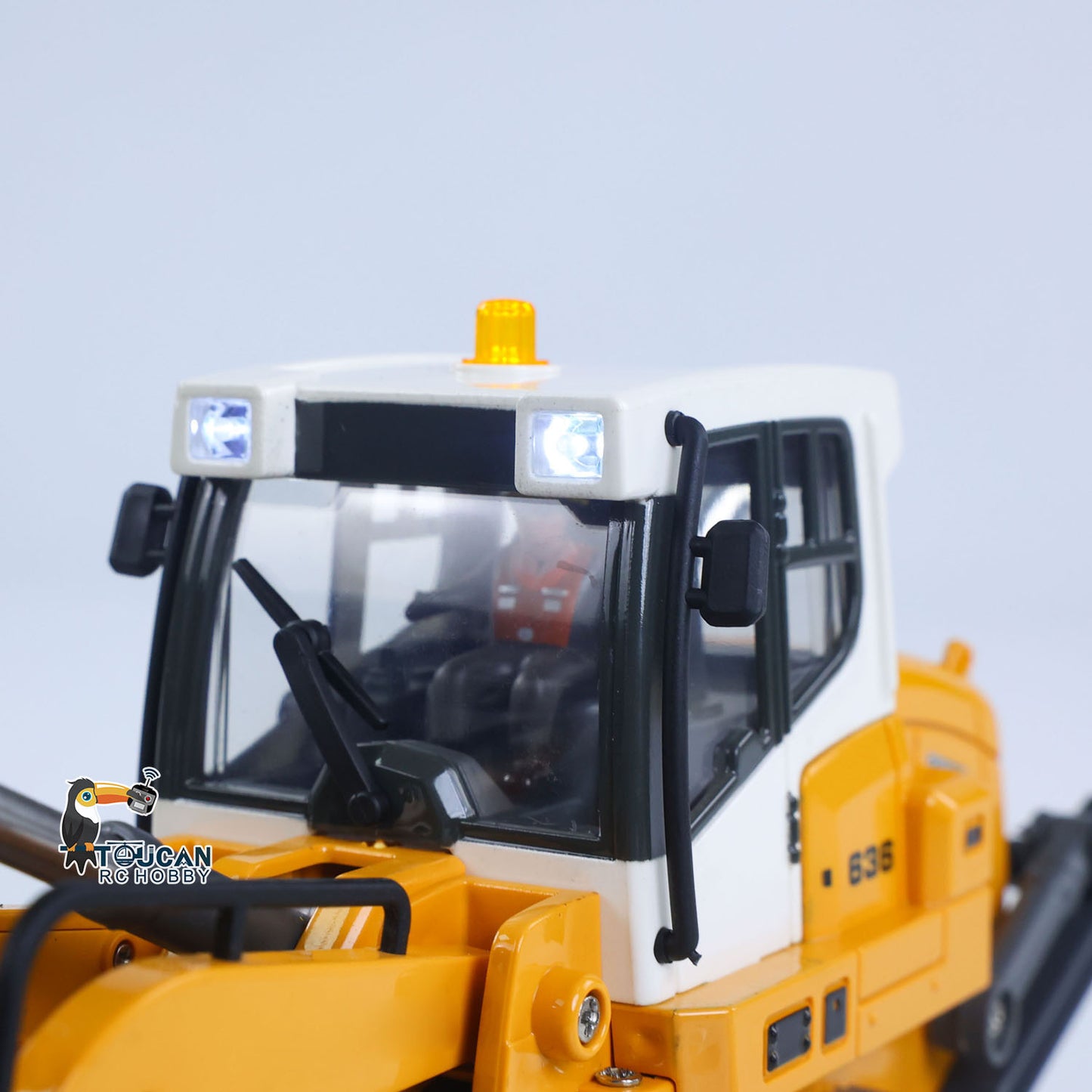 1:50 RC Electric Lifting Tracked Loader LR636 2.4G Construction Vehicle Metal Bucket Tracks Ripper RTR Model Light Sound Battery