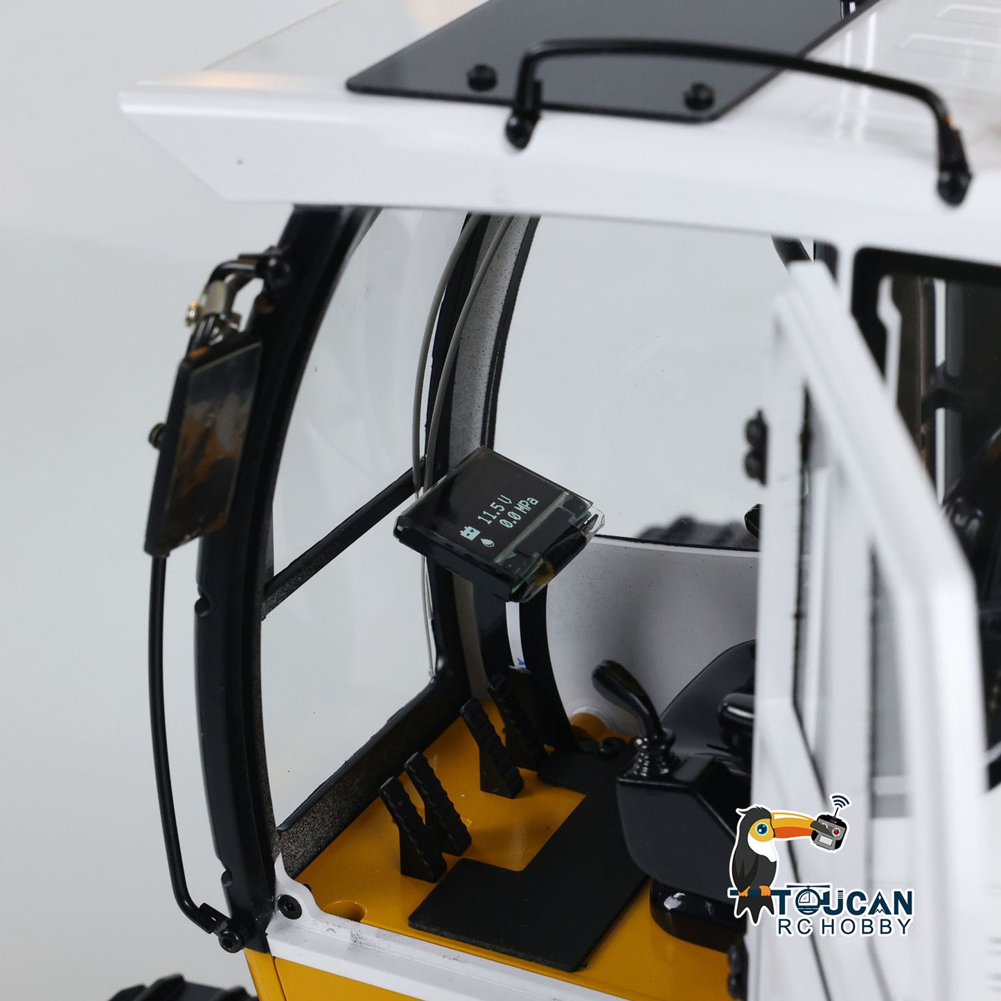 Pelle hydraulique sur chenilles ARTR à 3 bras en métal MTM 1/14 946-3 RC avec godet de démolition