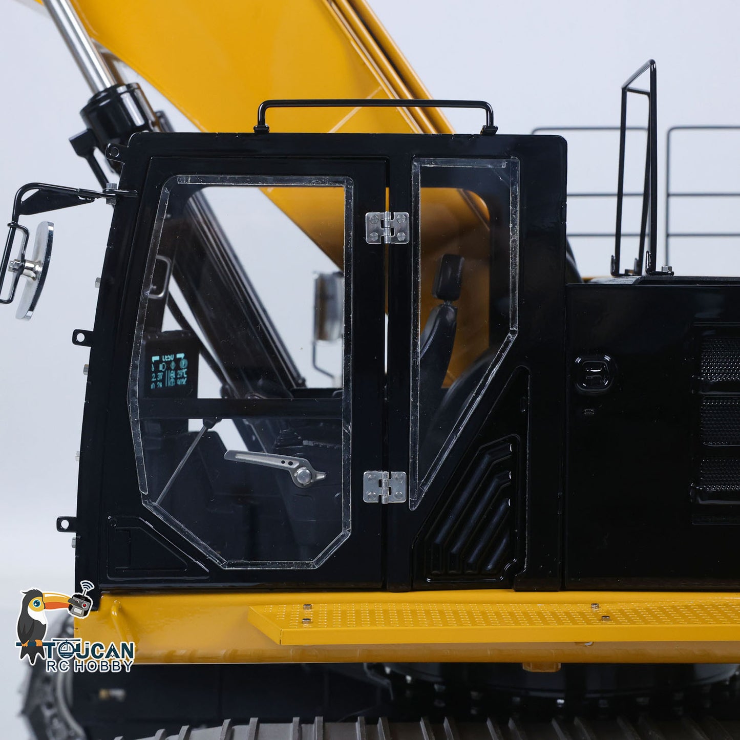 Finished LESU 1/14 Hydraulic RC Excavator 374 C374F Radio Controlled Digger Heavy Machine Construction Car PL18EV LITE Battery