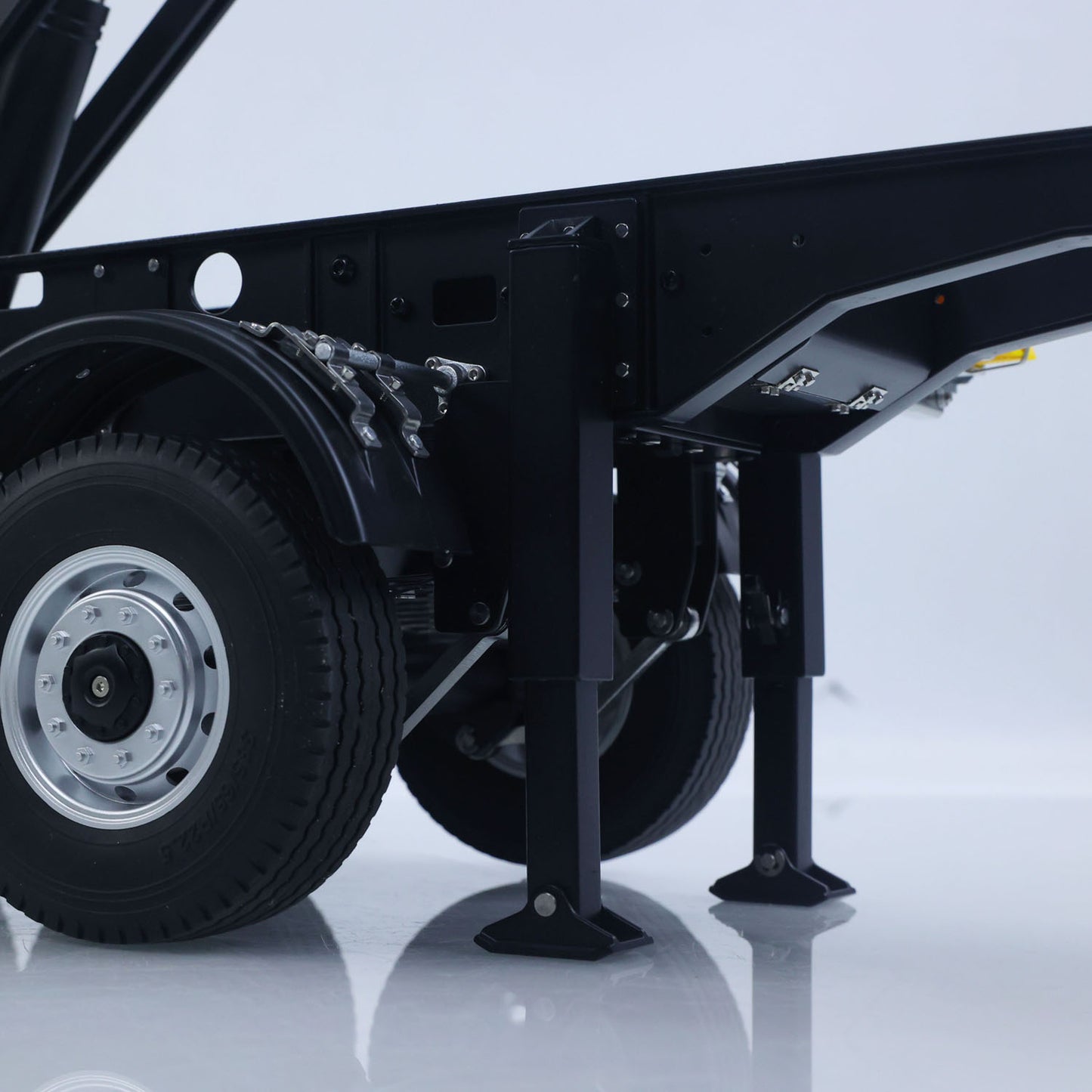 Fast Shipping 26.1Inches KABOLITE 1/14 Metal Radio Control Semi Trailer Dumper Electric Lifting for RC Tractor Truck 770S Light Support Leg
