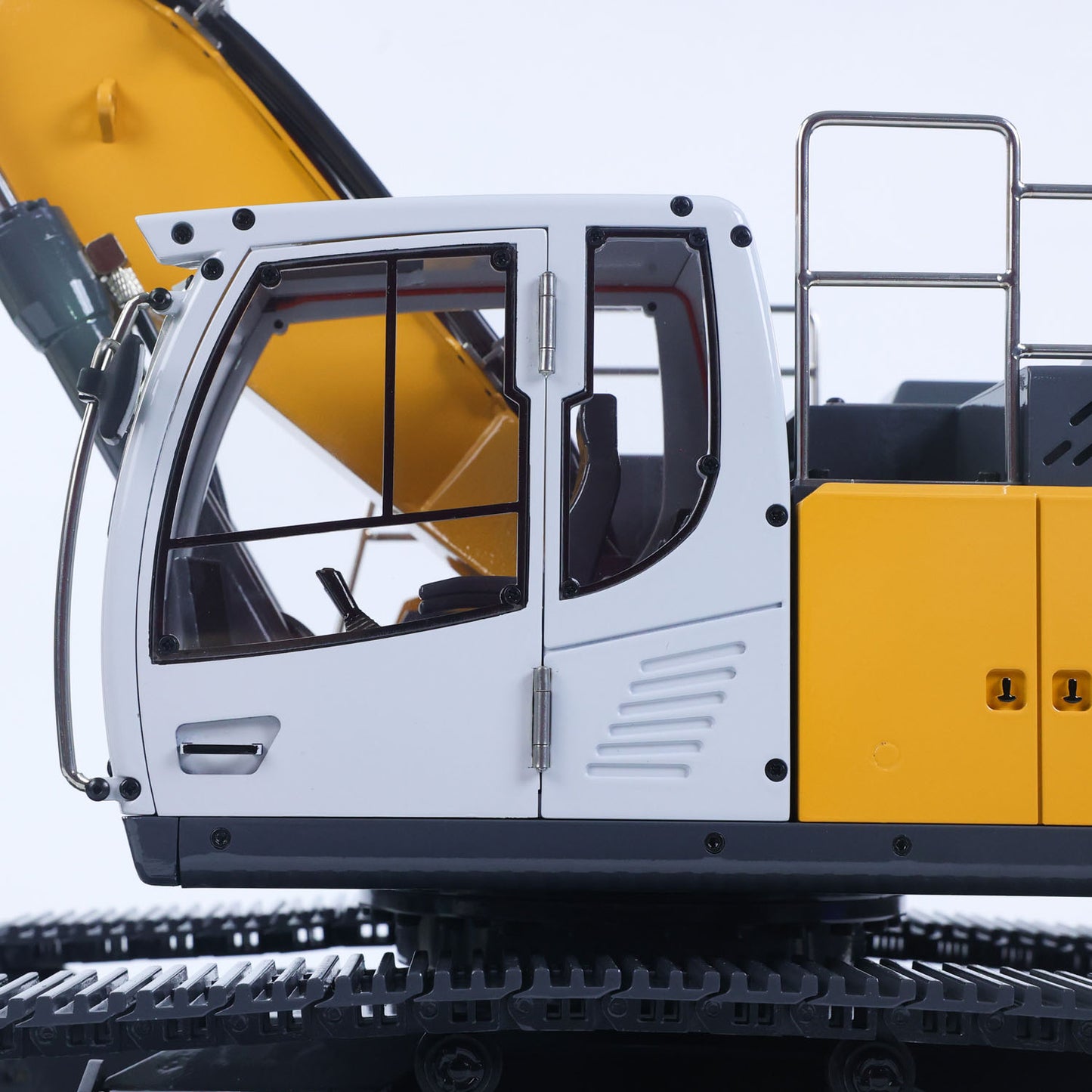 Shipping 1:14 Hydraulic RC Excavator for Remote Control 945 5CH Reversing Valve