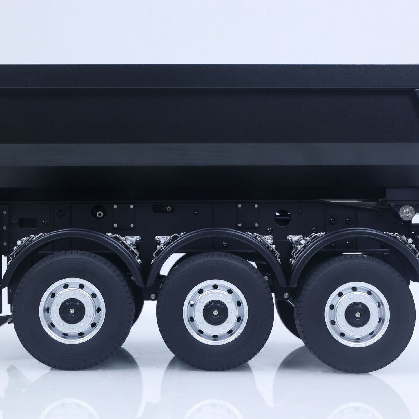 Fast Shipping Kabolite 1/14 Metal Remote Control 3Axles Electric Lifting Semi Trailer Dumper for RC Tractor Truck 770S 100 Battery Charger