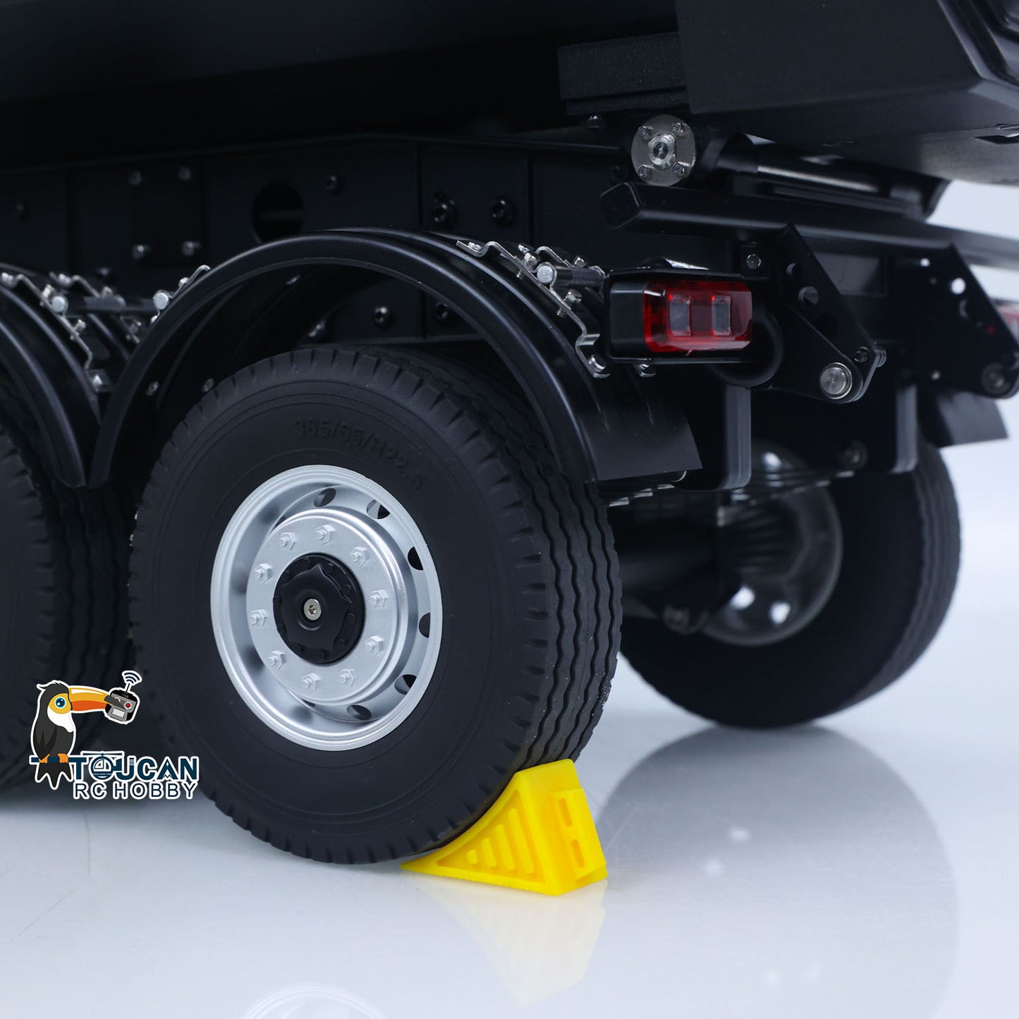 Fast Shipping Kabolite 1/14 Metal Remote Control 3Axles Electric Lifting Semi Trailer Dumper for RC Tractor Truck 770S 100 Battery Charger