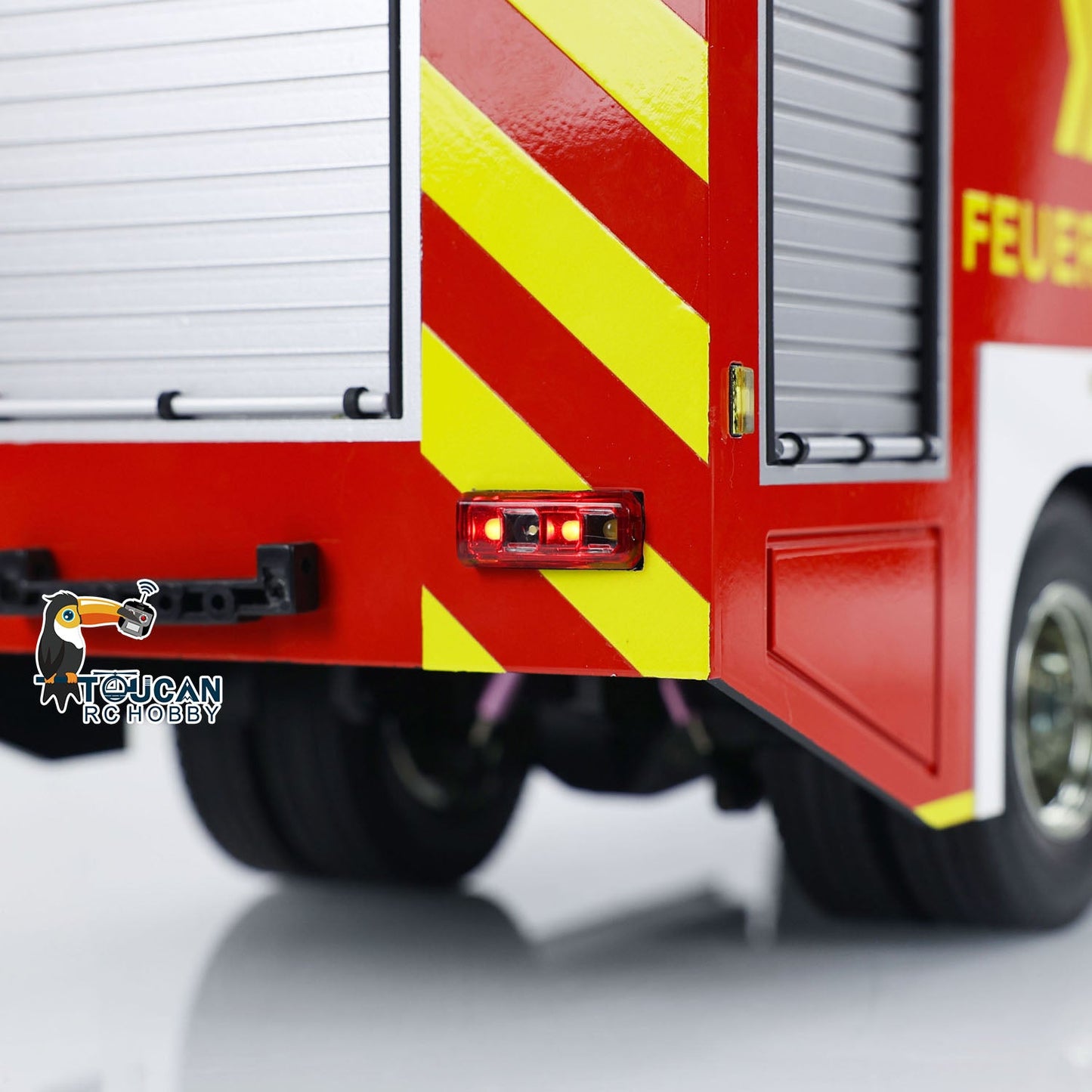 4x2 RC Fire Fighting Truck 1:14 Fire Vehicles