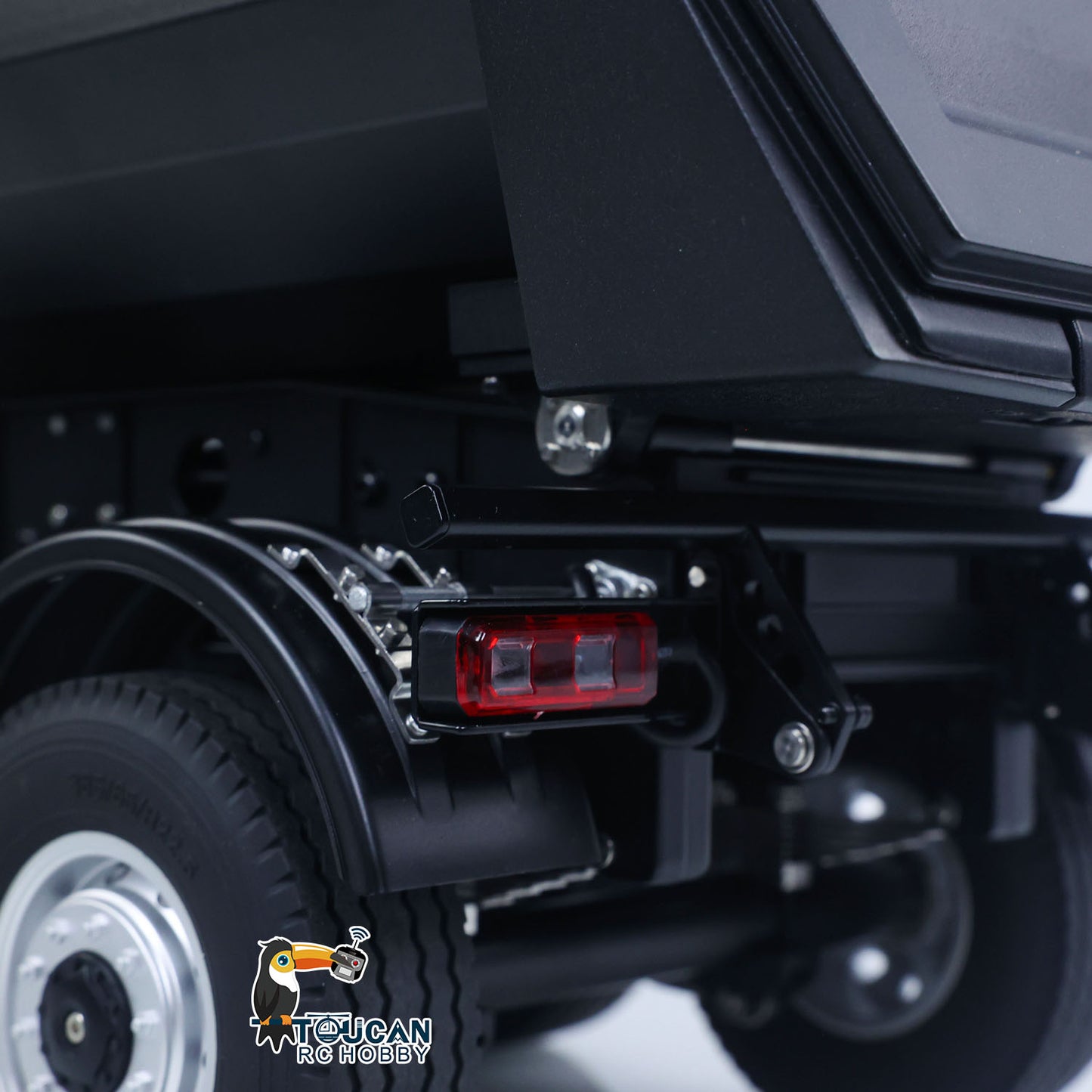 Fast Shipping Kabolite 1/14 Metal Remote Control 3Axles Electric Lifting Semi Trailer Dumper for RC Tractor Truck 770S 100 Battery Charger