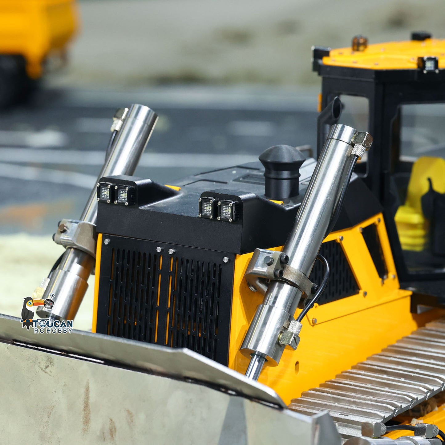 Metal 1/12 RC Hydraulic Bulldozer D155AX RTR Heavy Dozer Model 7 Way Valve 1.0L Oil Pump 5 Plows Radio Master TX15 Radio Battery