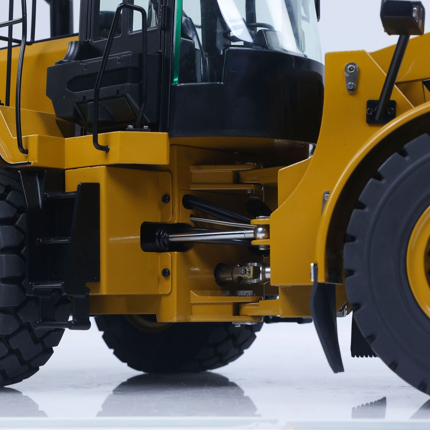 Fast Shipping HUINA K966 KABOLITE 2.4G 1/16 Hydraulic RC Loader Car Model 7500mAh Battery