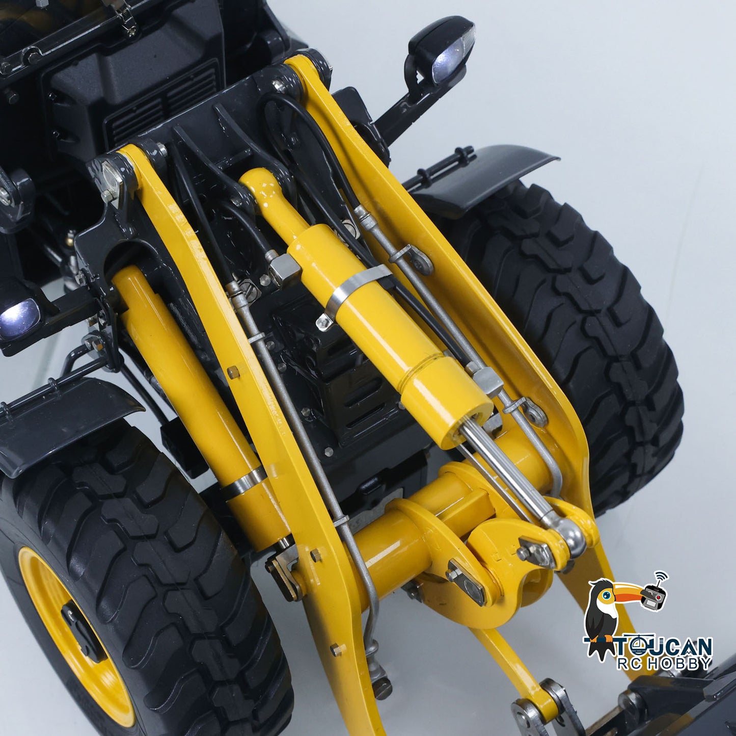 LESU 1/14 4X4 RC Hydraulic Loader Aoue WA100M-8 Metal Remote Control Construction Vehicle Model 4CH Valve Axle Lock Sound Light Engineering Machine