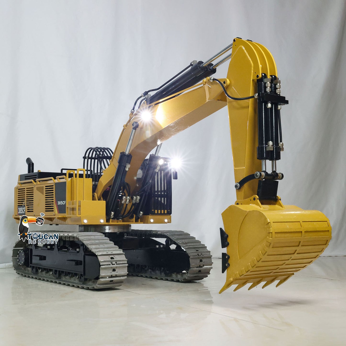 1/8 Giant Metal 385CF Heavy Duty RC Hydraulic Excavator I6S Controller